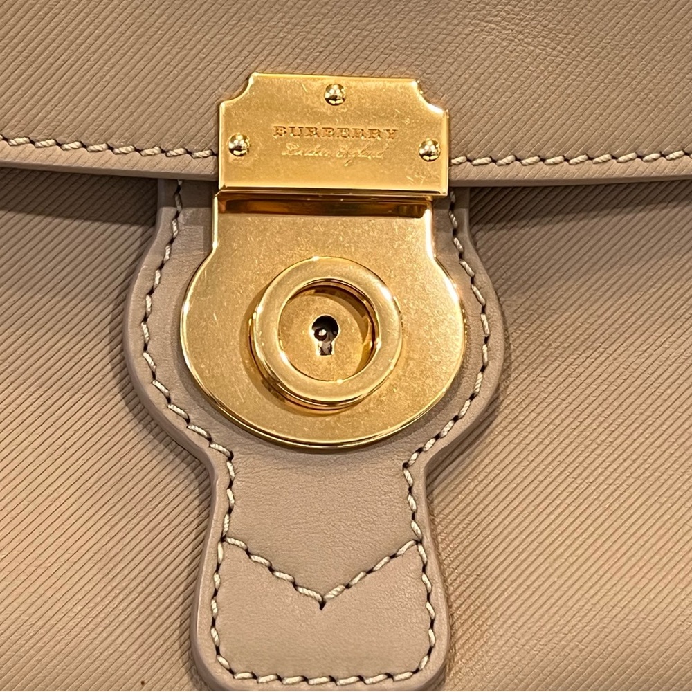 Burberry Honey Trench Calfskin Small Top Handle Bag - Picture 10 of 13